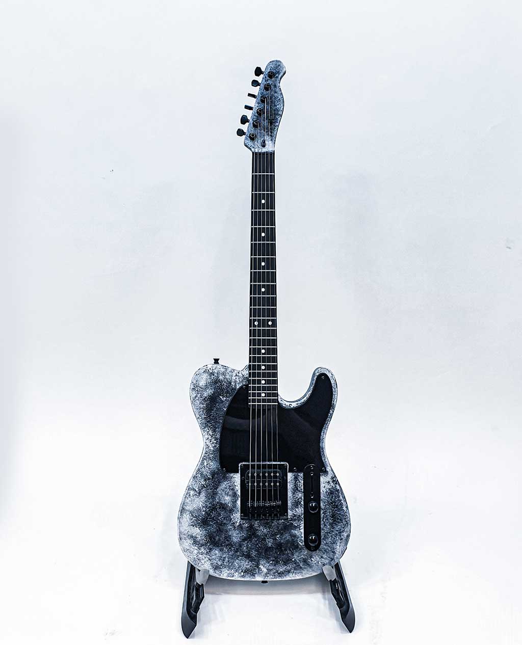 Black Winter T detail 6