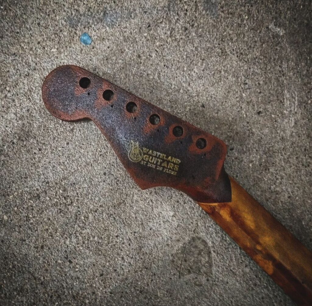 WIP_P10_blueredstrat_49jh
