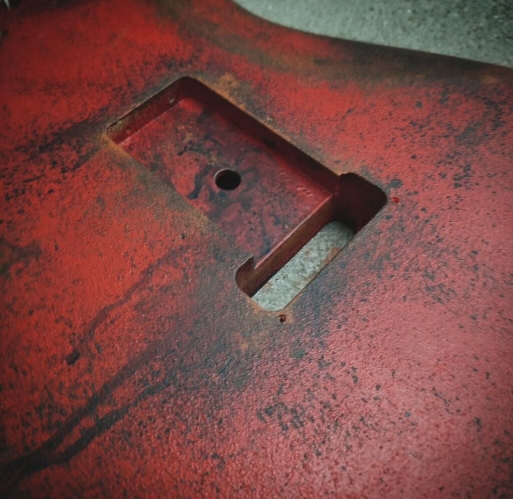 WIP_P6_blueredstrat_39
