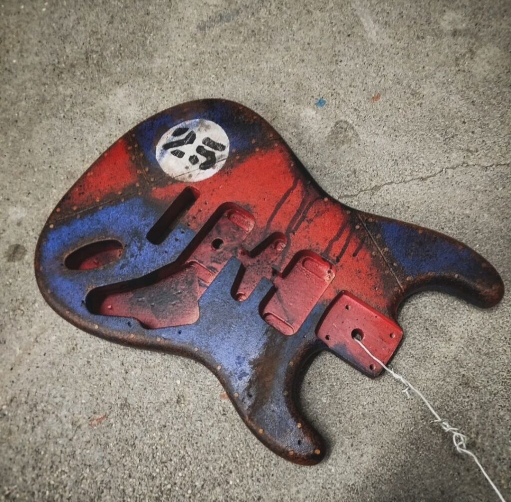 WIP_P8_blueredstrat_44gg