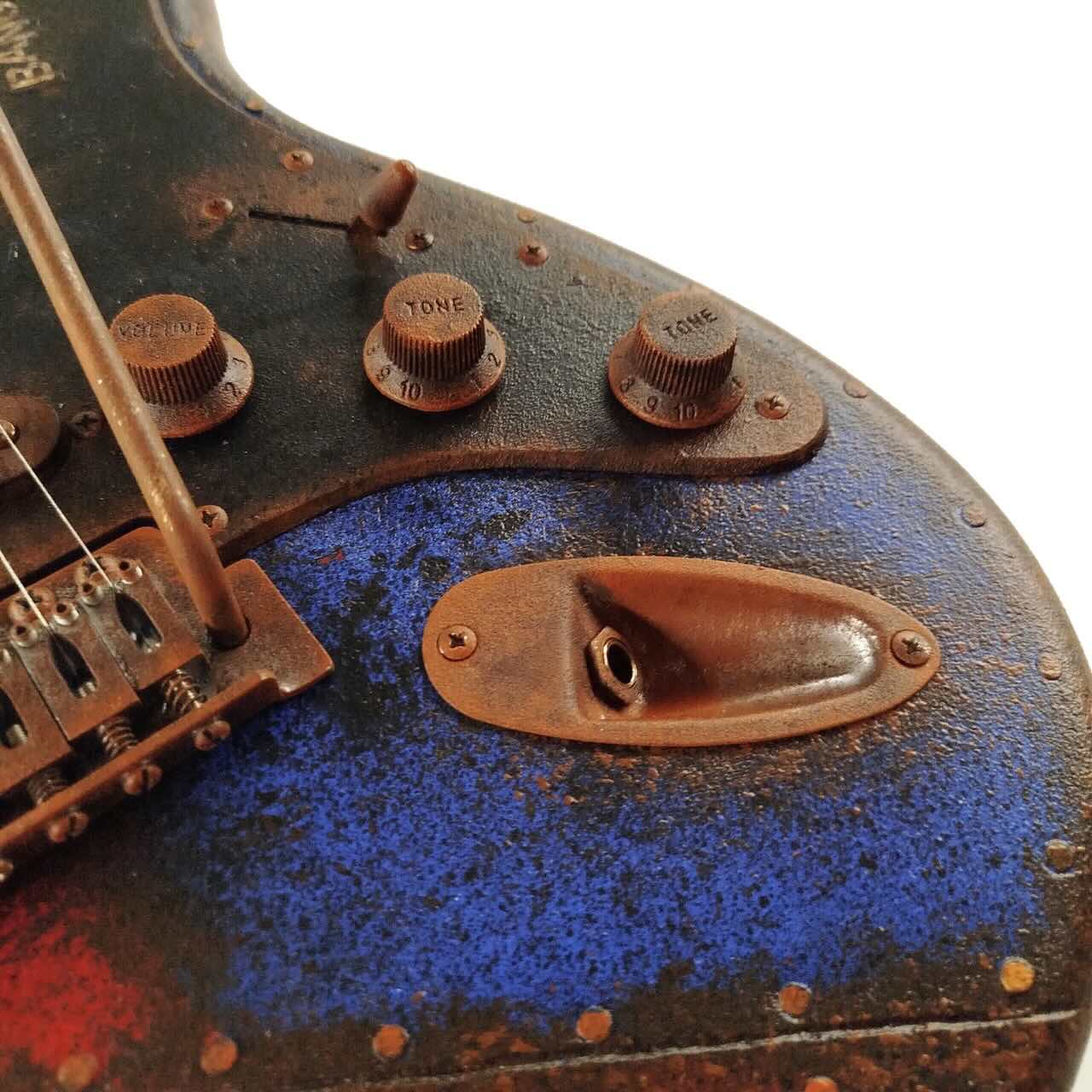 Fireman Red / Fallout Blue ST detail 3