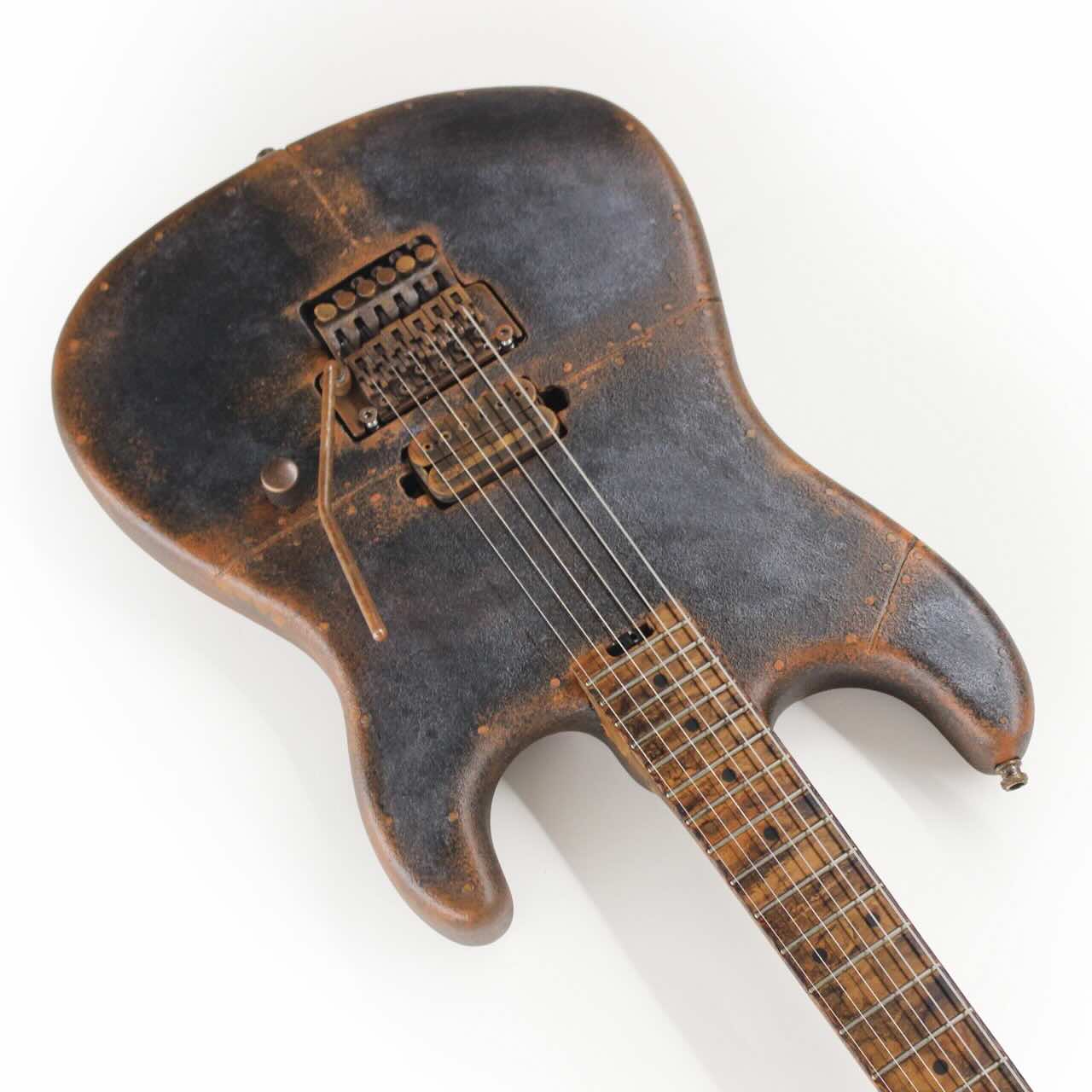 Rusty Metal Black Super ST context
