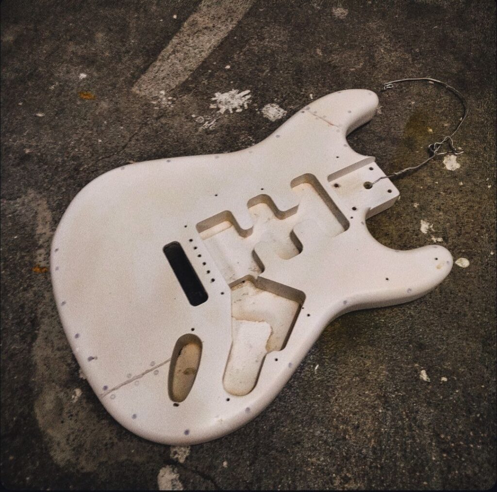 thorsteinn-e-gitarre-wip-001x