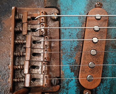Rusty Metal Black Fender Stratocaster detail 5